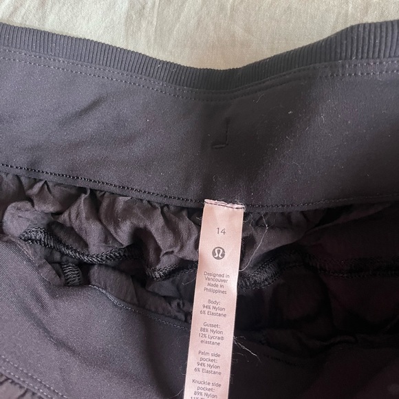 Lululemon Dance Studio Crop - Picture 2 of 3